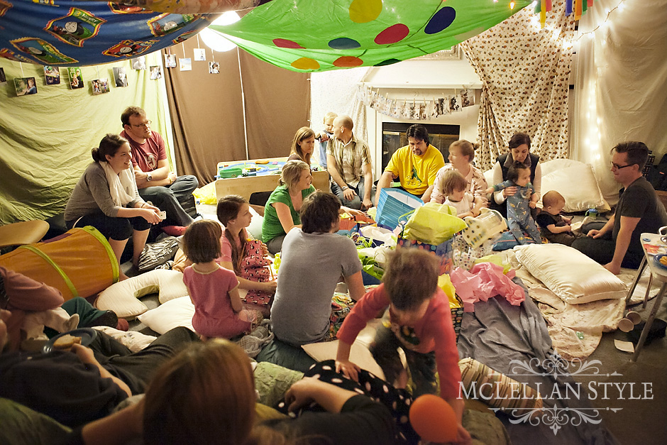 pillow_fort_birthday_party